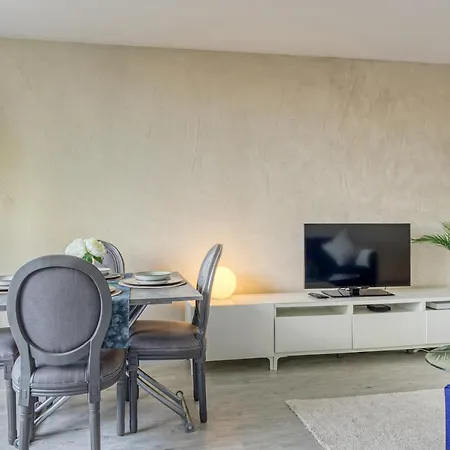 Escale De L'yvette - 50m2 Cosy, Balcony & Parking *