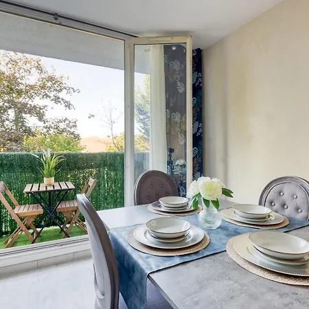 Escale De L'yvette - 50m2 Cosy, Balcony & Parking * Longjumeau